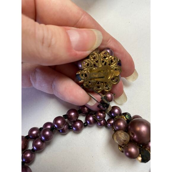 vintage 1950s multi strand purple beaded necklace and earrings, costume jewelry - Picture 6 of 8